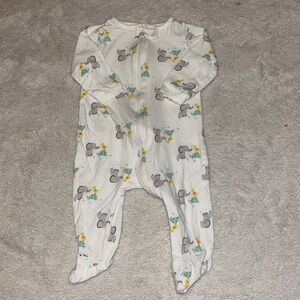 gerber zip up animal footie/ sleeper gender neutral 0-3 months